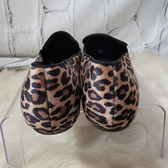 Caslon Scarlet Leopard Print Velveteen Indoor Outdoor Slippers Flats Driving 9.5 - Picture 6 of 10